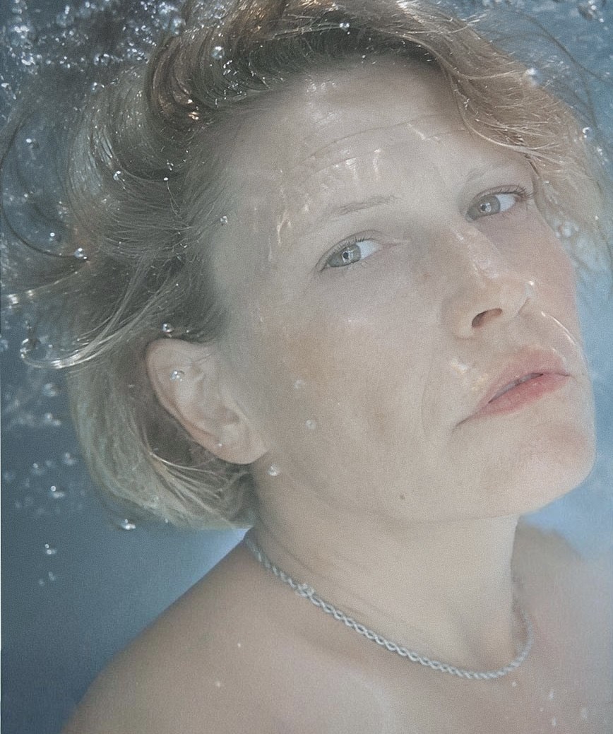 Underwater portrait 1